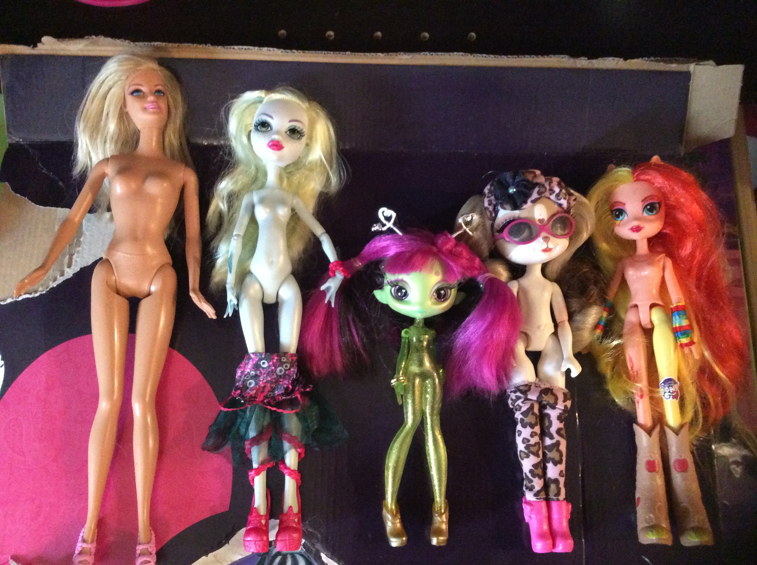 monster high doll body types. 